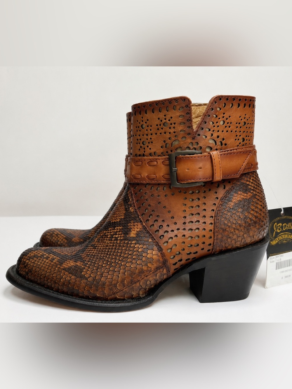 Genuine Leather Snake Skin Western Cowboy Boots NWT Size 7.5